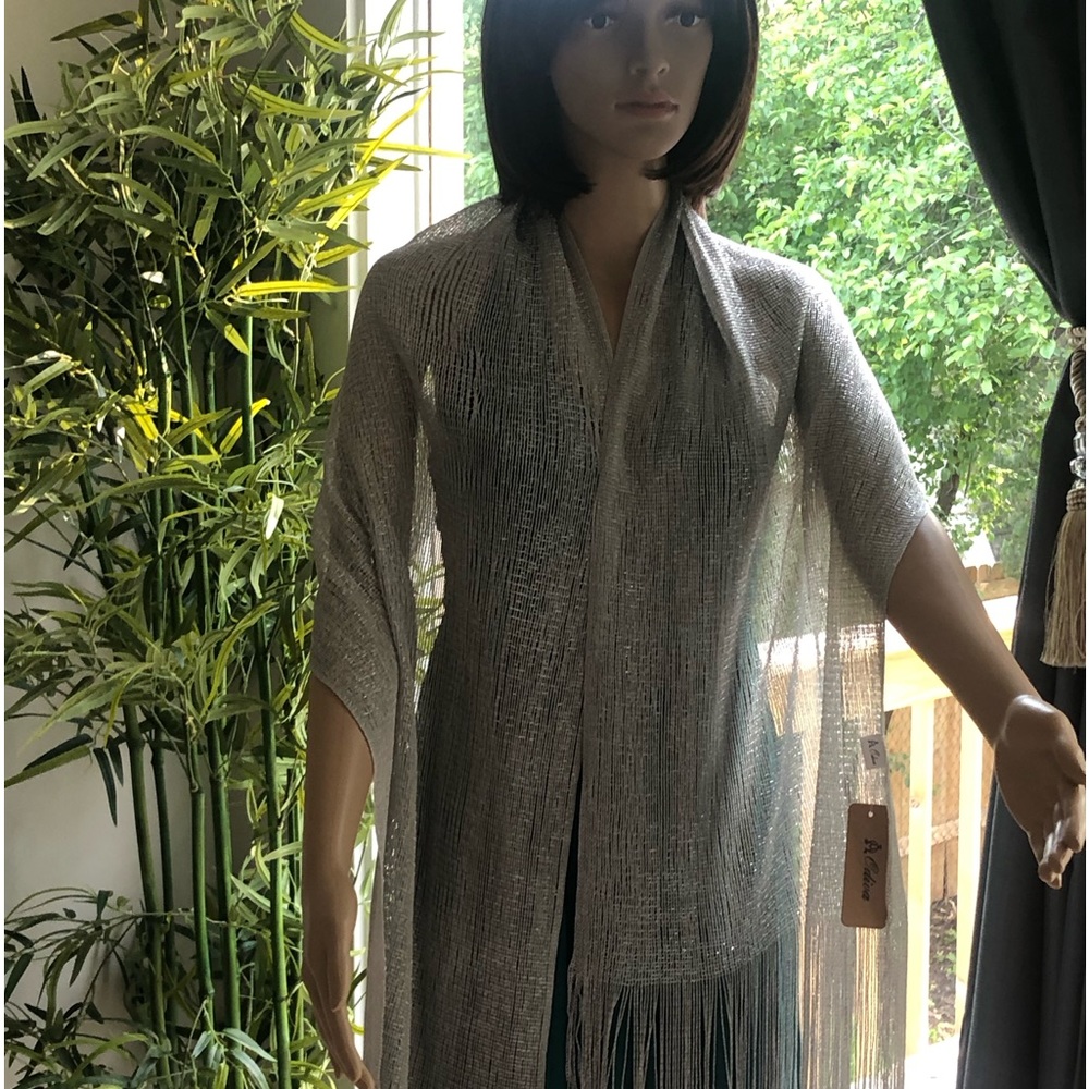 NWT silver scarf for sale!